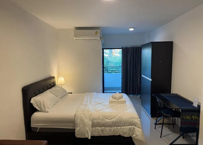 ณัฐพิมลเพลส์ 3 3* Bangkok