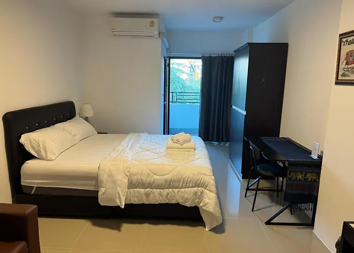 ณัฐพิมลเพลส์ 3 Aparthotel 3*